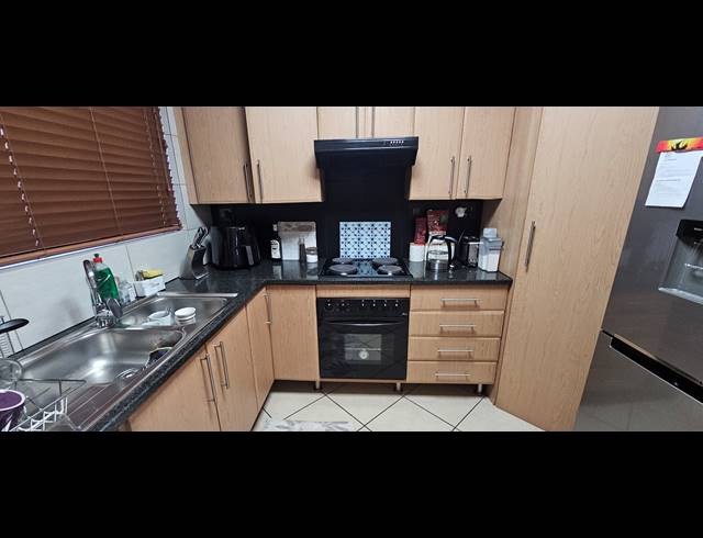 2 BEDROOM TOWNHOUSE FOR SALE IN MEYERSDAL